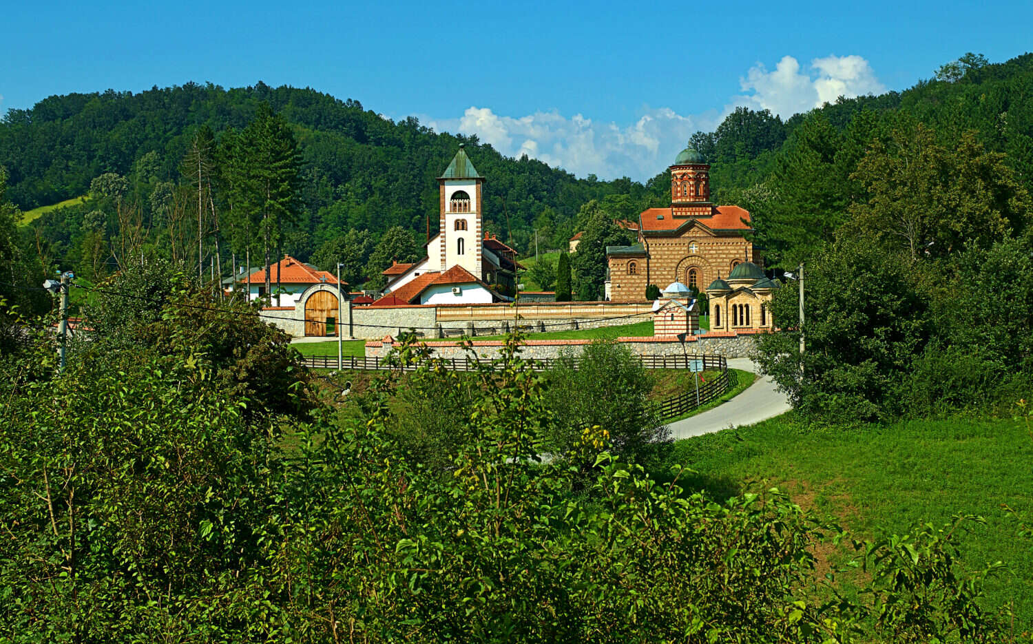 Manastir Lelić img2